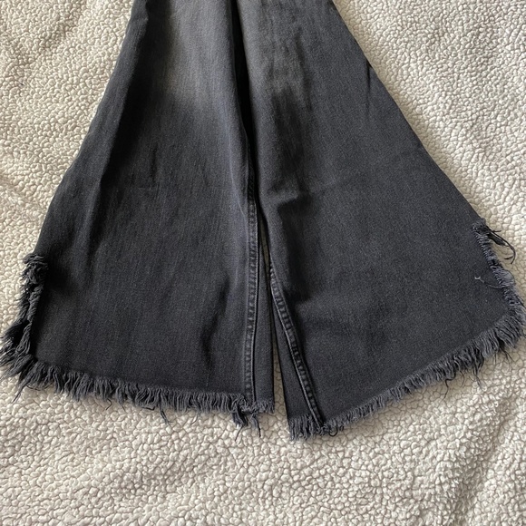 Free People We The Free Vintage Flare Jeans with Raw Hems Size 31 - Picture 7 of 8